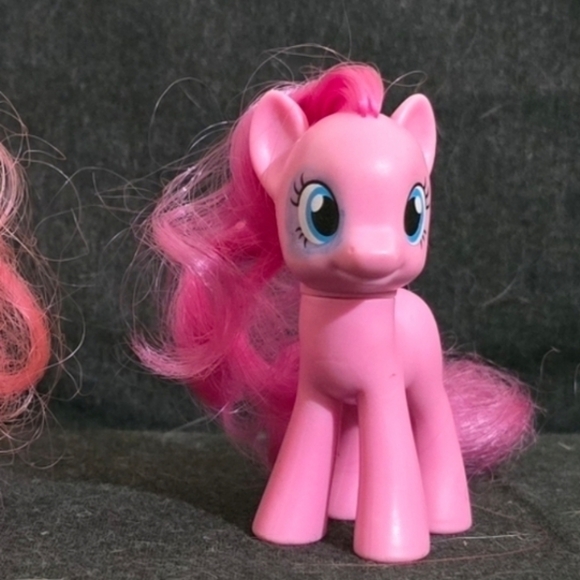 My Little Pony Pinkie Pie Toy - Picture 2 of 2